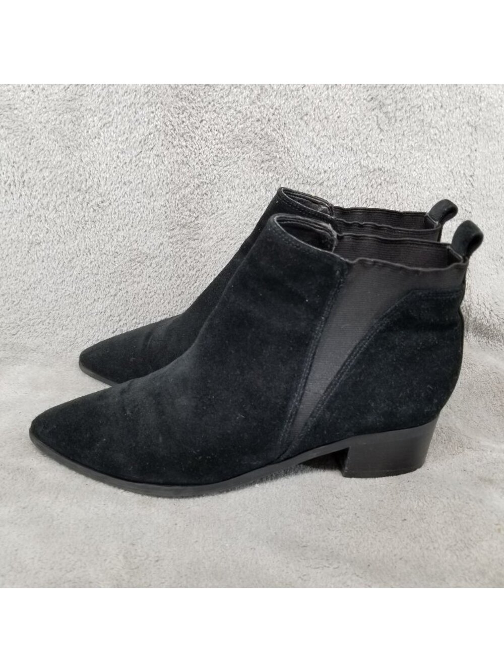 Marc Fisher Shoes Womens Size 6.5 Black Suede Yale Chelsea Ankle Boots *Read*
